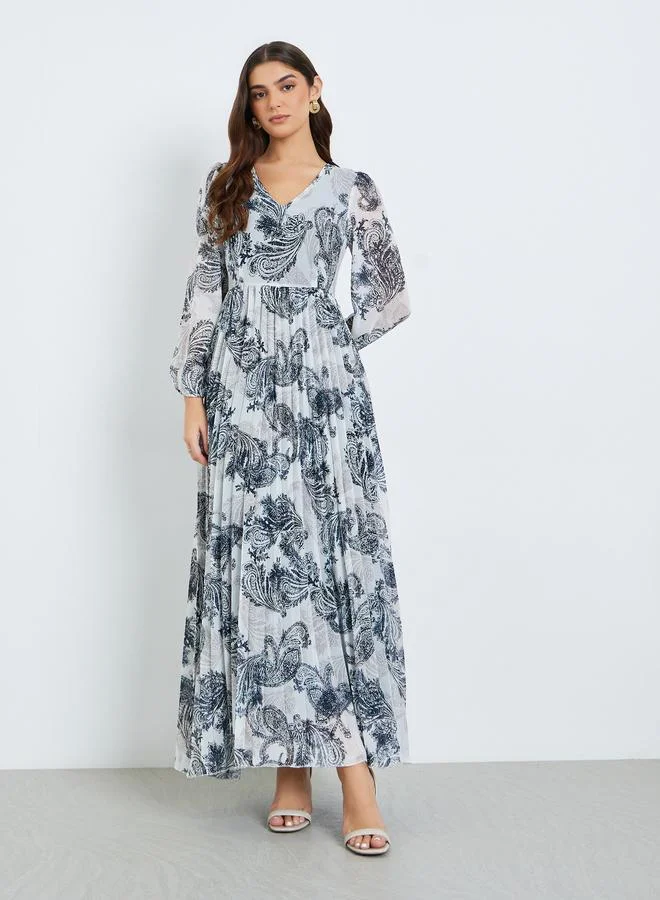 Styli Women Navy Blue Floral Print A-Line Maxi Dress